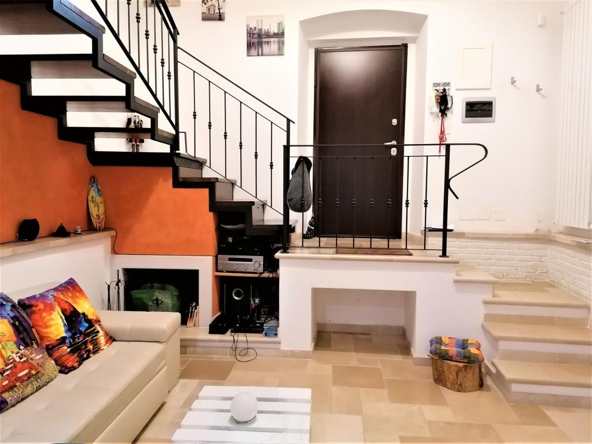 Regina Viarum Apartment, Historic City Centre ブリンディジ エクステリア 写真