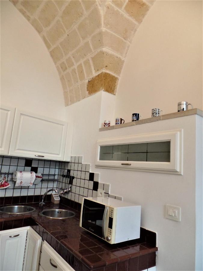 Regina Viarum Apartment, Historic City Centre ブリンディジ エクステリア 写真